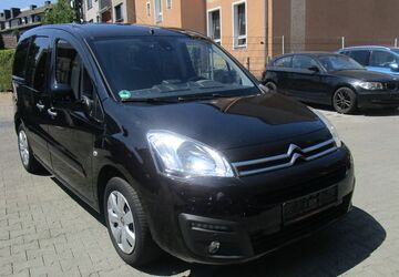 Citroen Berlingo 95.450 km 7.900 &euro; Oberhausen 46117