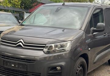 Citroen Berlingo 131.000 km 8.990 &euro; Castrop-Rauxel 44575