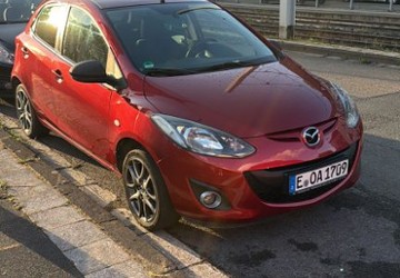 Mazda 2 105.000 km 5.490 &euro; Essen 45357