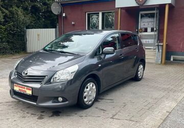 Toyota Verso 138.856 km 7.999 &euro; Datteln 45711