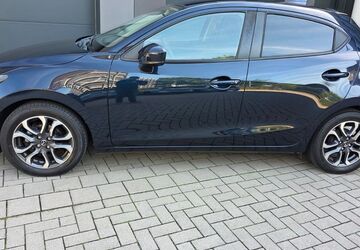 Mazda 2 76.000 km 10.900 &euro; Gladbeck 45968