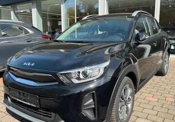 Kia Stonic 2.700 km 21.790 &euro; Dorsten 46282