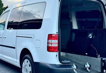VW Caddy Maxi 105.500 km 18.999 &euro; Marl 45772