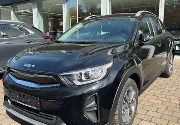 Kia Stonic 2.700 km 21.790 &euro; Dorsten 46282