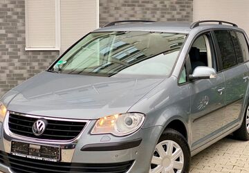 VW Touran 227.000 km 3.900 &euro; Dorsten 46284