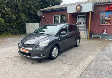 Toyota Verso 138.856 km 8.999 &euro; Datteln 45711